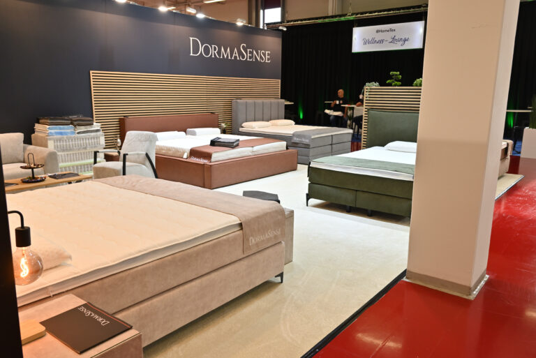 DormaSense Stand mit Polsterbett und Motorbett TOWER